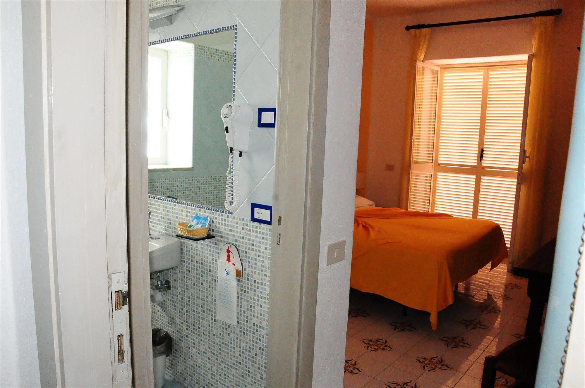 Hotel Belsole Forio  Exterior photo