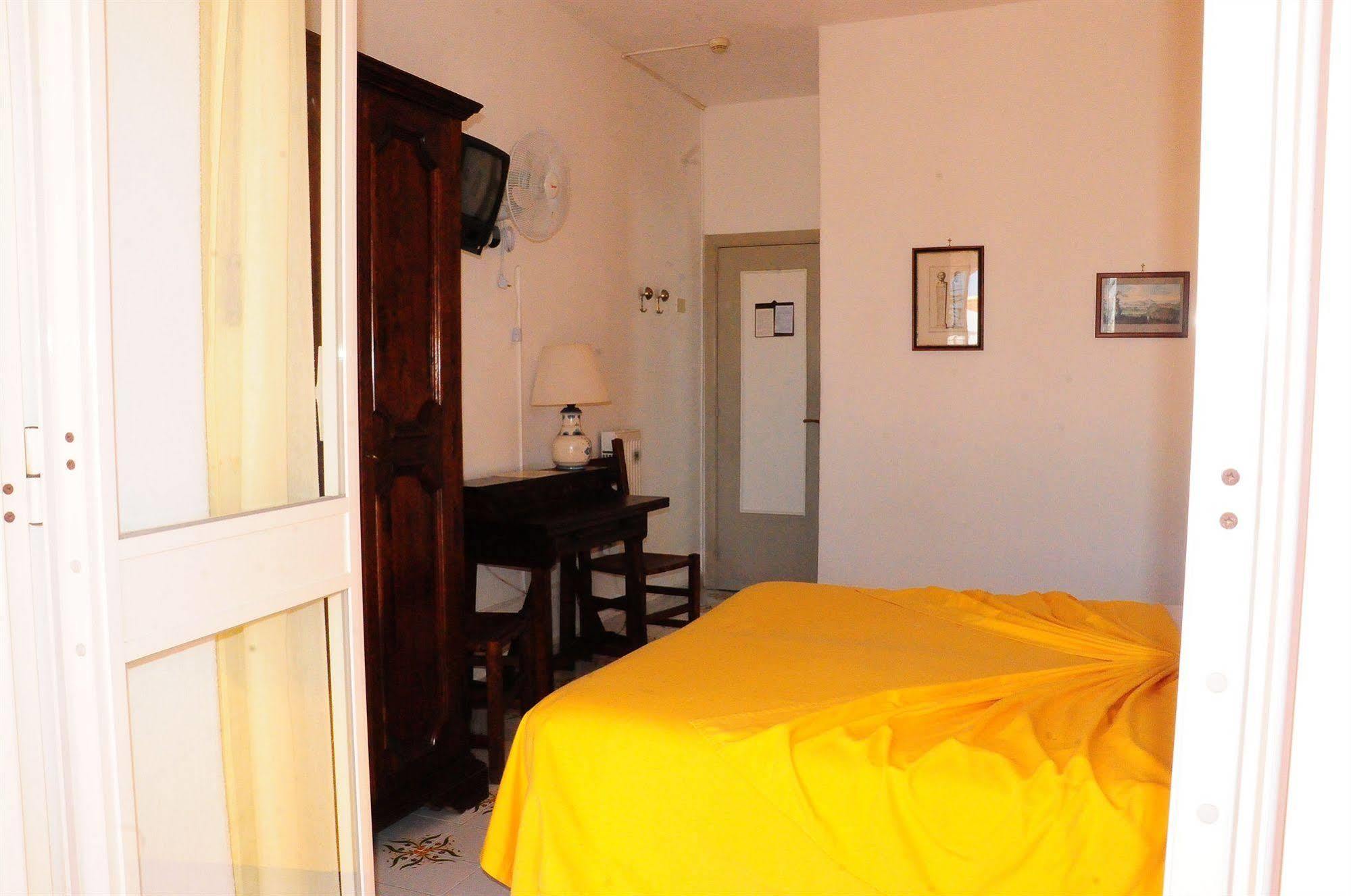 Hotel Belsole Forio  Exterior photo