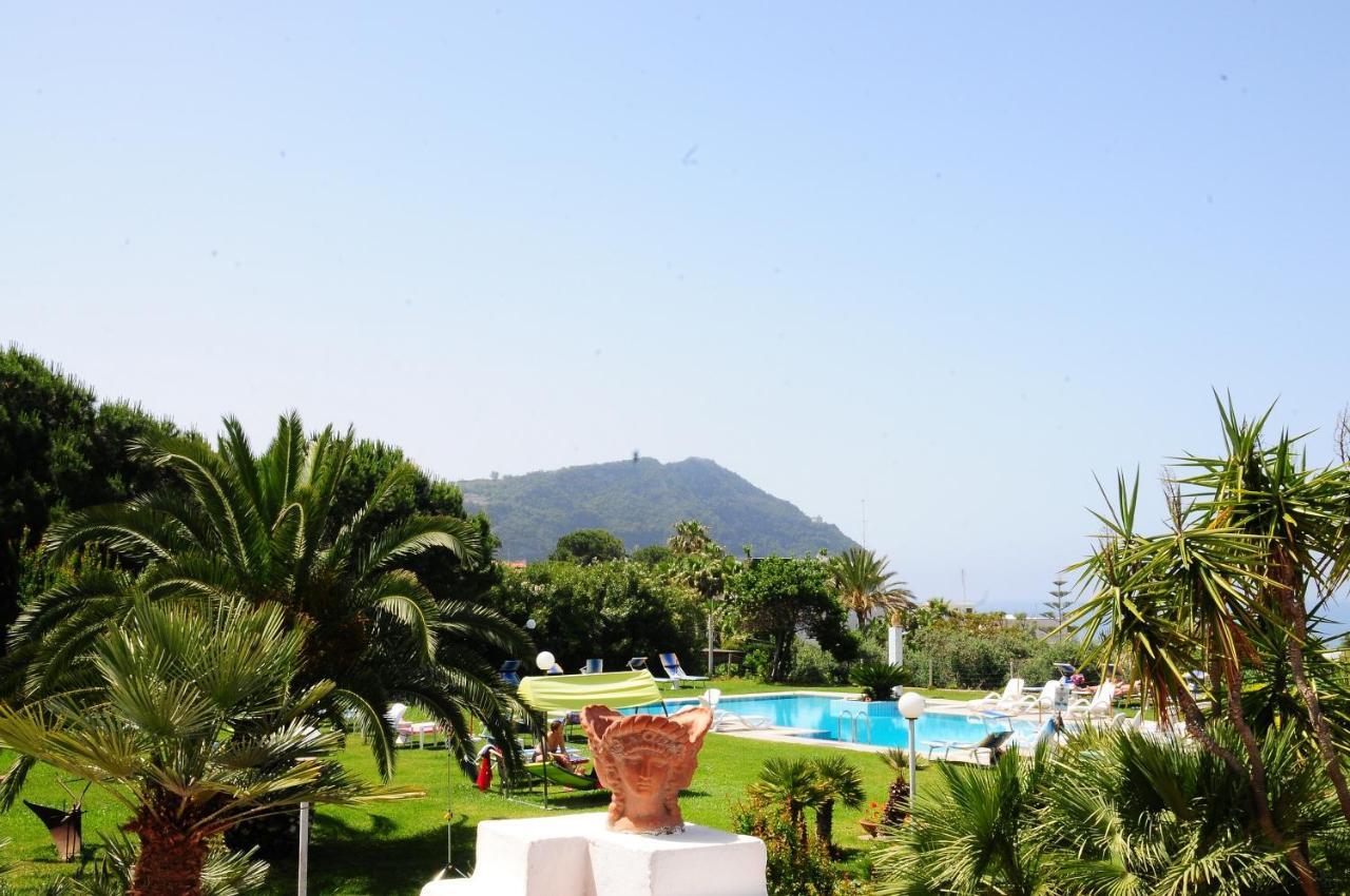 Hotel Belsole Forio  Exterior photo